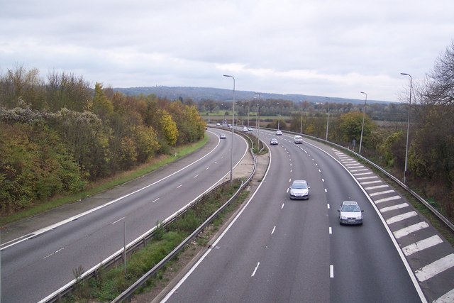 M26 Motorway heading towards Junction 5 © David Anstiss cc-by-sa/2.0 ...