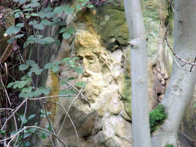 Kilsyth, rock carving, Garrel Glen