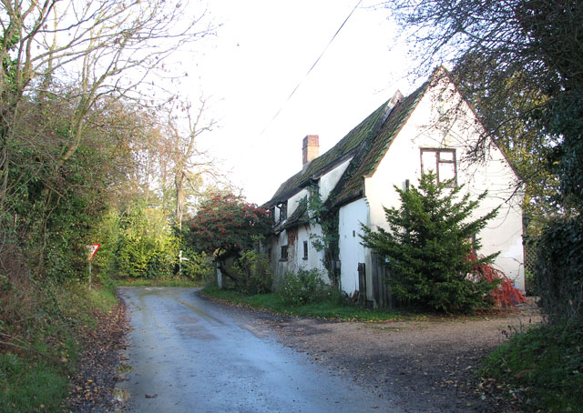 Cottage on the corner of Mangreen Lane