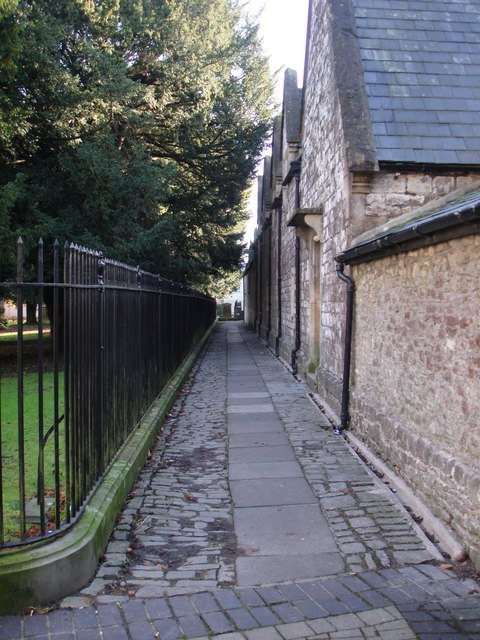 Shepton Mallet - Footpath - St Peter and St Paul