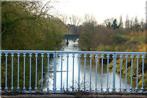 SP3065 : River Avon aqueduct, Grand Union Canal (5) by Andy F