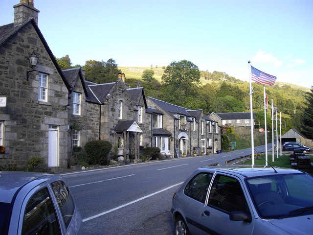 Flags outside Loch Tummel Inn