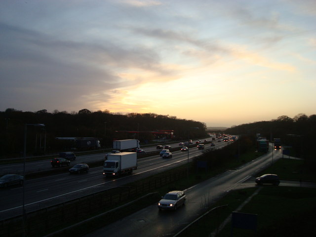 M25 at Clacket Lane services © Stacey Harris :: Geograph Britain and ...