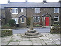 Affetside Cross