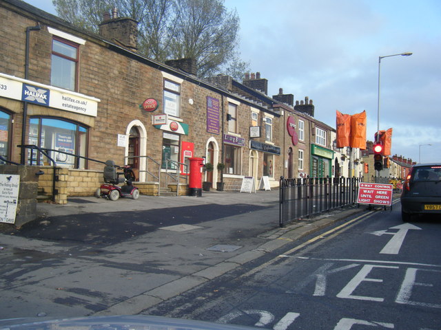 Harwood Lee Post Office, Lee Gate © Colin Pyle cc-by-sa/2.0 :: Geograph ...