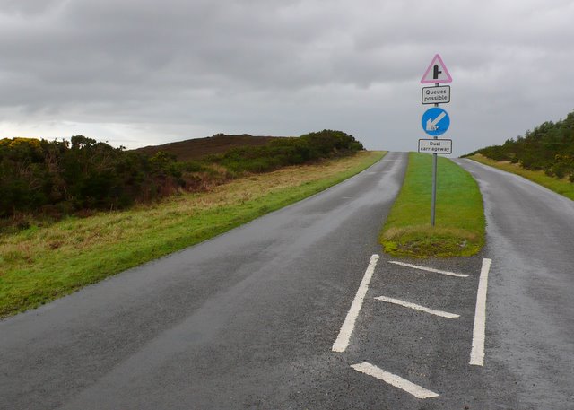 rural-dual-carriageway-nigel-mykura-cc-by-sa-2-0-geograph-britain