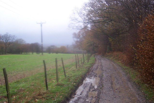 High Weald Landscape Trail heading to Glassenbury Road