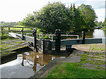 SJ6542 : Audlem Locks No 9, Shropshire Union Canal, Cheshire by Roger  D Kidd