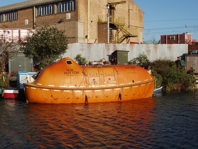 Oil platform escape pod . . on the... © David Hawgood :: Geograph ...