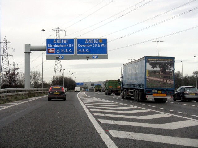 M42 Exit Lanes Junction 6 © Peter Whatley cc-by-sa/2.0 :: Geograph ...