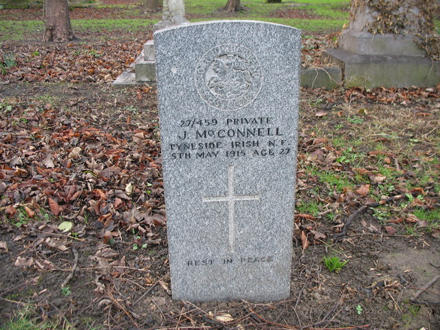 Commonwealth War Grave in Jarrow Cemetery (WW1-28)