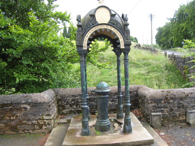Covered drinking fountain in Nenthead