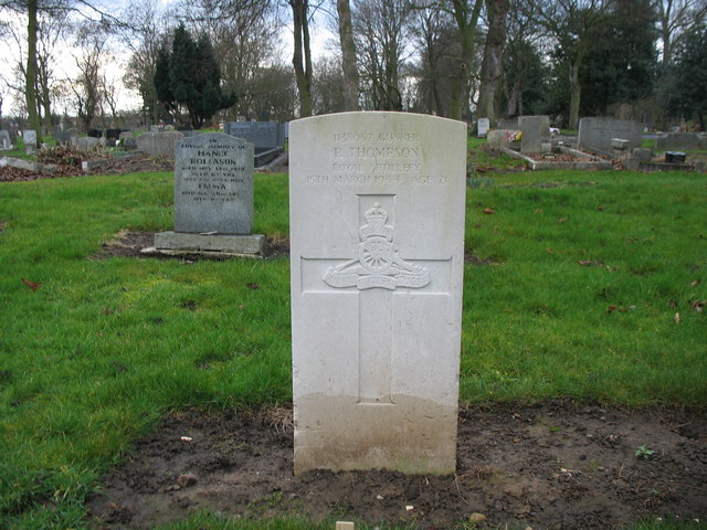 Commonwealth War Grave in Jarrow Cemetery (WW2-48)