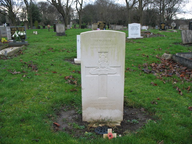 Commonwealth War Grave in Jarrow Cemetery (WW2-53)