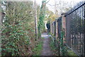 Saxon Shore Way near Upnor