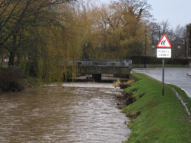 River Leven in spate at Great Ayton (view west)