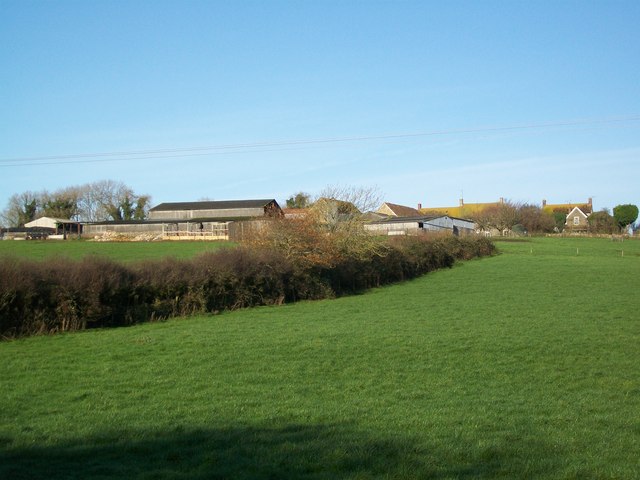 Townsend Farm, West Stour, from the... © Martin Hibbert cc-by-sa/2.0 ...