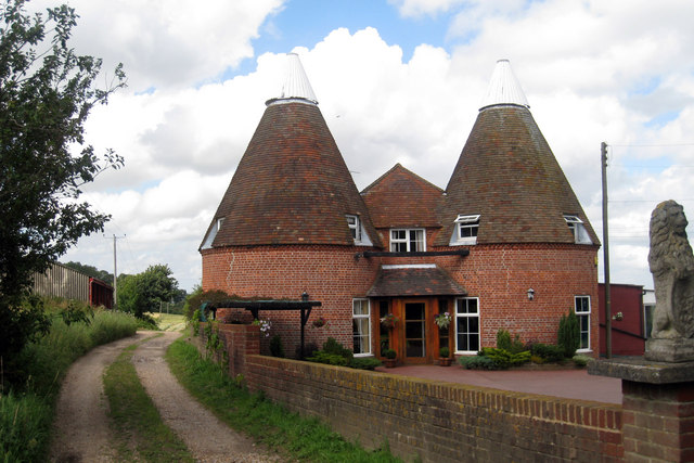 Sharvels Oast House Peasmarsh East © Oast House Archive Geograph Britain And Ireland