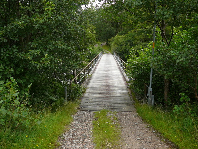 Lower crossing