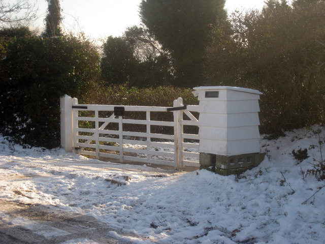 Beehive Letterbox