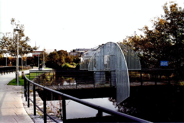 Galway - Corrib Walk and footbridges to apartments