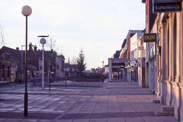 Fareham Town Centre - Xmas Day 1987 (2)