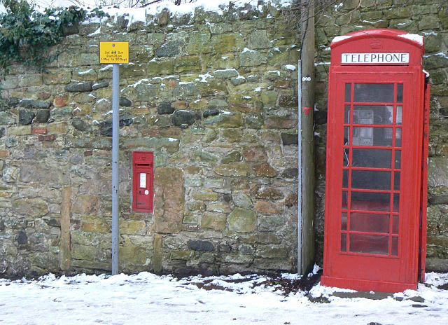 Cramond Inn Post box and telephone box