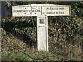 Boundary post near Fisherton de la Mere