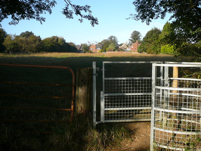 Footpath and kissing gate east of Mowsley Church