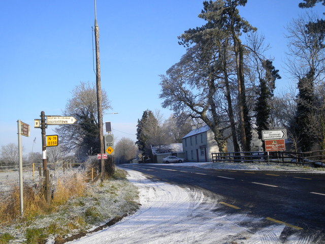Ballyshannon Crossroads (and Dowling's Bar)