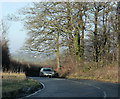 2010 : Bath Road passing Tracy Park