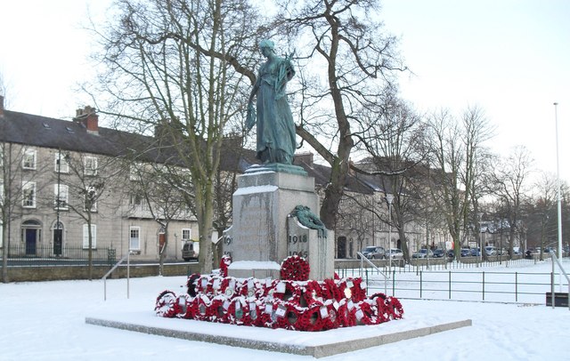 Snow at the War Memorial, Armagh