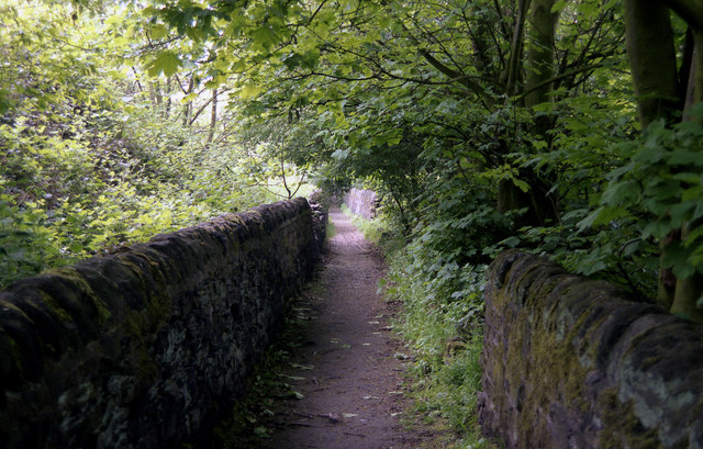 Horsforth:  Footpath from Hall Lane to Hunger Hills