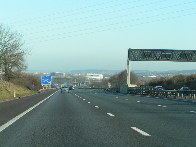 M5 northbound approaching Avonmouth © Rob Purvis :: Geograph Britain ...