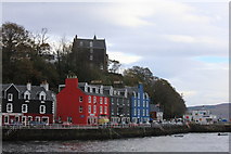 NM5055 : Tobermory Waterfront by Michael Jagger