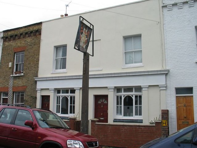 The Builders Arms, Longfield Street, Southfields
