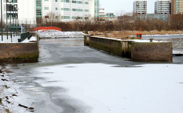 The frozen River Lagan, Belfast (8)