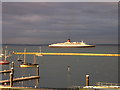SZ5096 : No Longer Seen In these Parts QE2 departs The Solent by dinglefoot