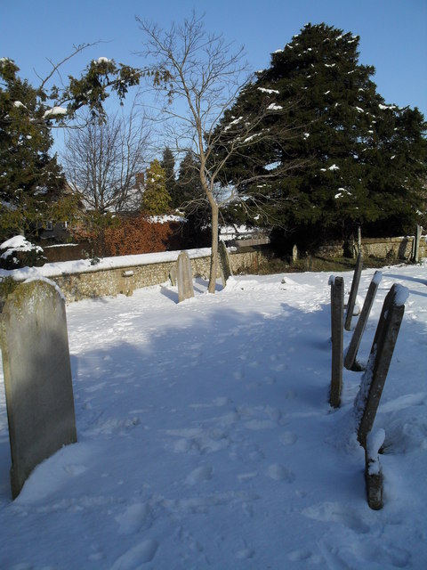 Snowy conditions in Havant Cemetery (3)