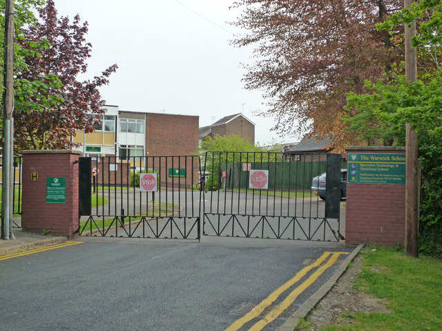 The Warwick School © Ian Capper cc-by-sa/2.0 :: Geograph Britain and ...