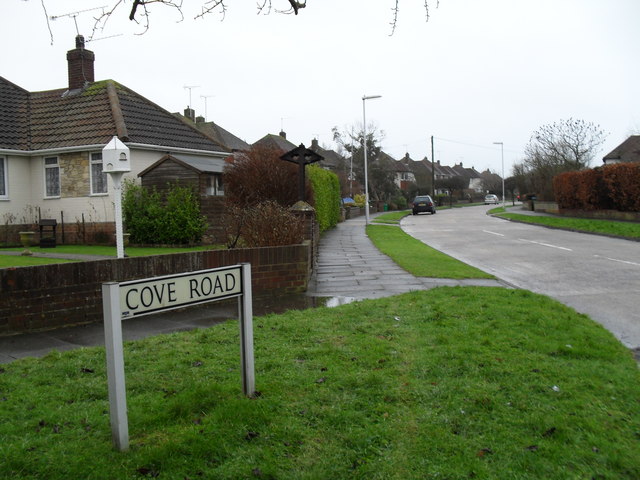 Top end of Cove Road