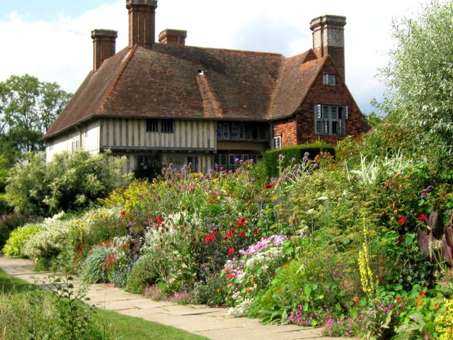 Great Dixter Gardens © Peter Whitcomb cc-by-sa/2.0 :: Geograph Britain ...