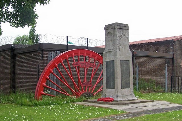 War Memorials, Knollbeck Lane, Brampton Bierlow, near Barnsley