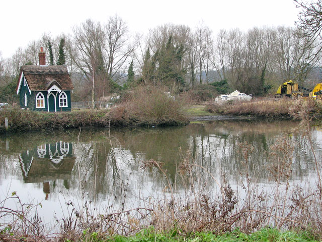Thorpe Cottage reflected in the River Yare