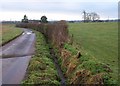 Lane to Bickley Cottages