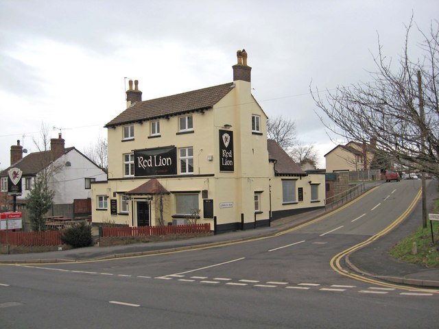 The Red Lion, 70 Castle Road