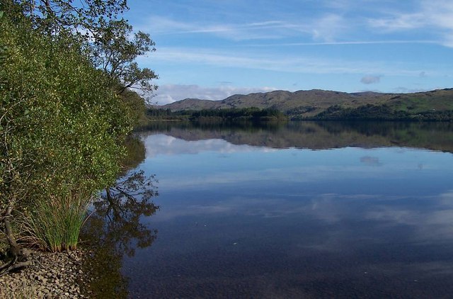 Loch Awe to rear of Village Hall,... © Roger Dadog cc-by-sa/2.0 ...