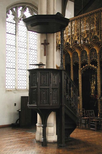 St Cyprian, Glentworth Street, London NW1 - Pulpit