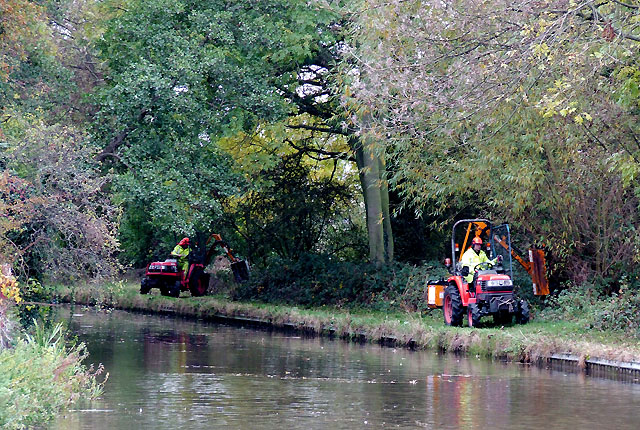 Towpath Maintenance at Rugeley, Staffordshire