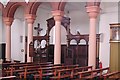 St Peter, Southfield Road, London W4 - Interior